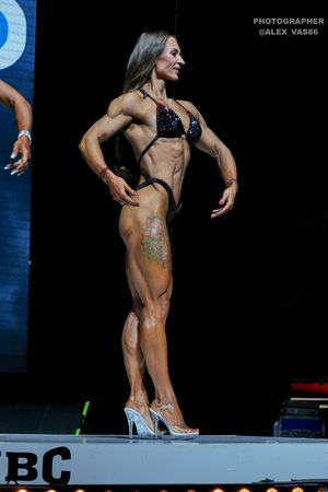 FIGURE НОВИЧКИ